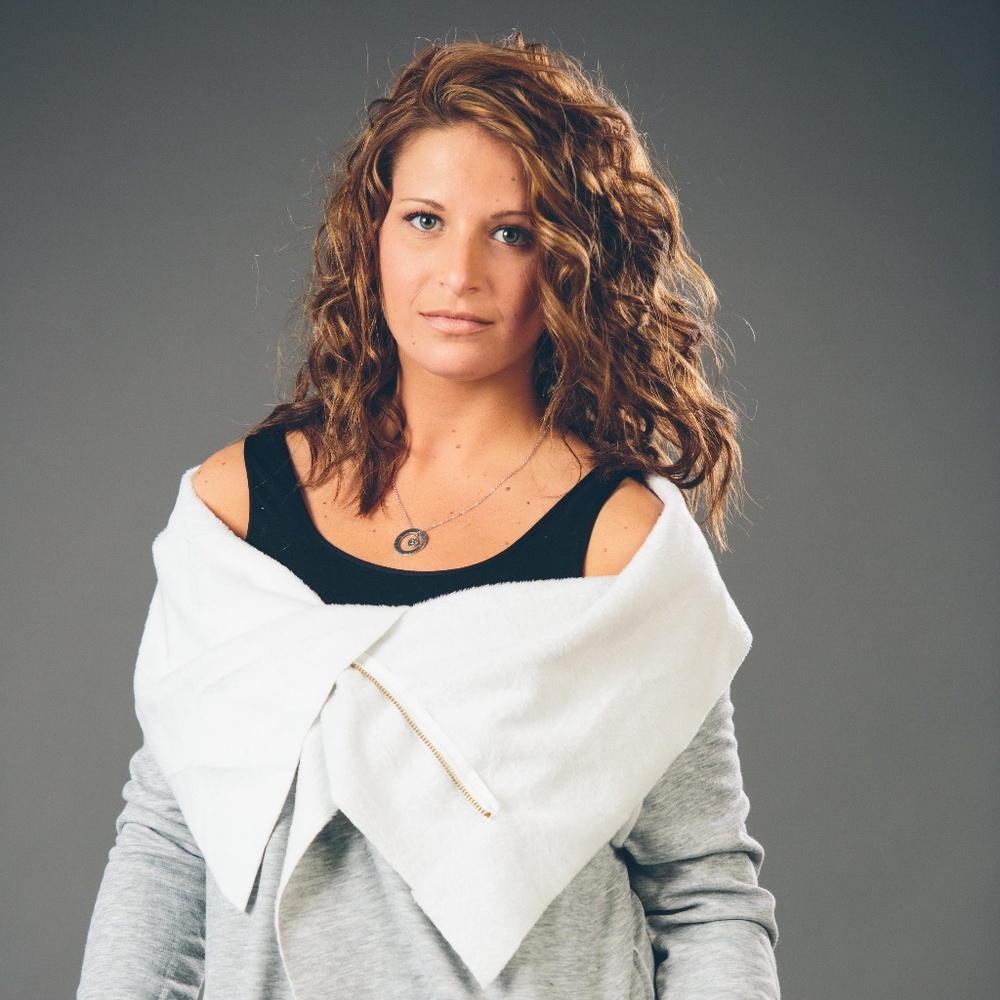 Anama Asymetrical Zip Sweater